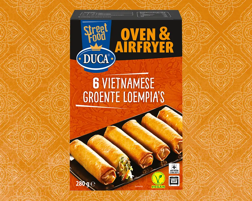 De Vietnamese loempia’s zijn handgerold en vol van smaak. Ze zijn rijk gevuld met o.a. kool, glasnoedel, taugé, wortel en prei.
